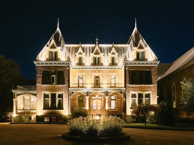 Hôtel Château Cran Chaud Chicoutimi