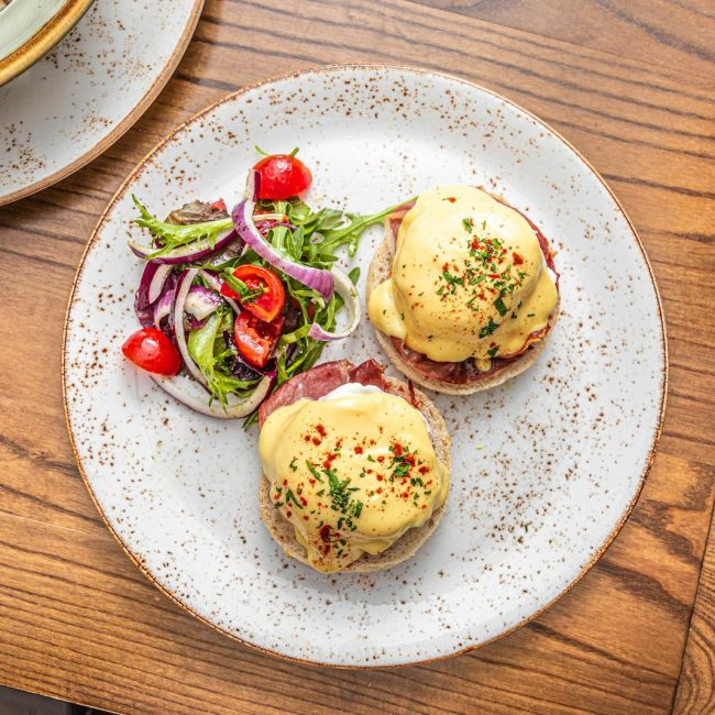 Où prendre un brunch dominical à Montréal en 2026
