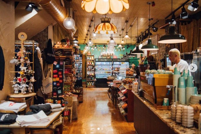 Le Petit Dep : L’Âme Gourmande et Créative de Montréal